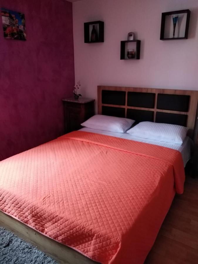 Casa Mamei Сучава Экстерьер фото