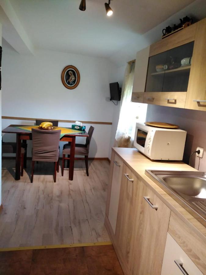 Casa Mamei Сучава Экстерьер фото